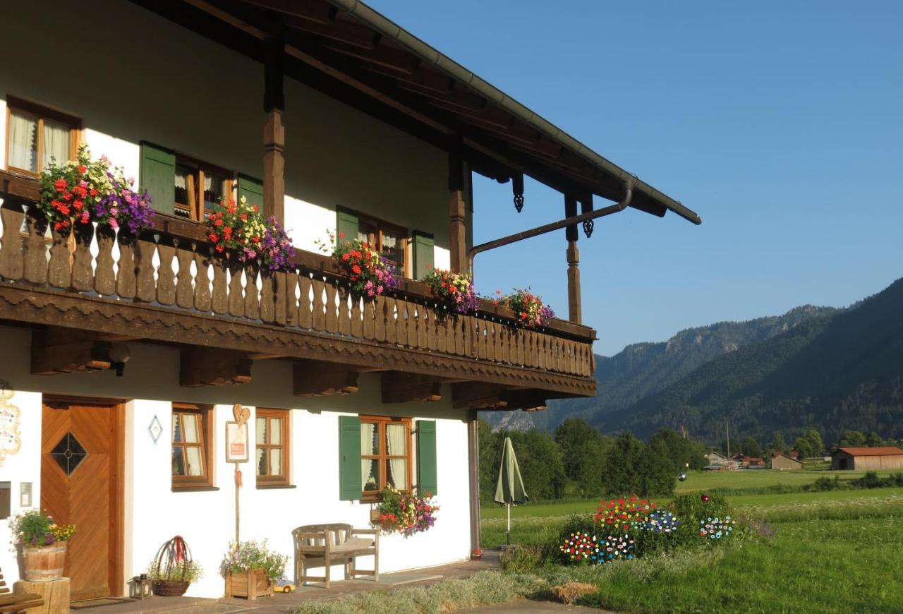 Gästehaus-bauernhof Buchwieser Bauernhof *